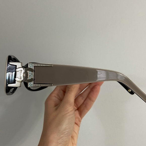 Rare Vintage Chanel Sunglasses - Picture 3 of 11